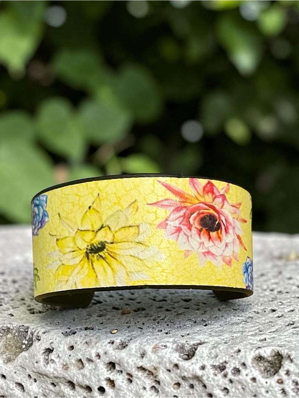 Story by Davinci Yellow Leather Floral Cuff Bracelet NWOT